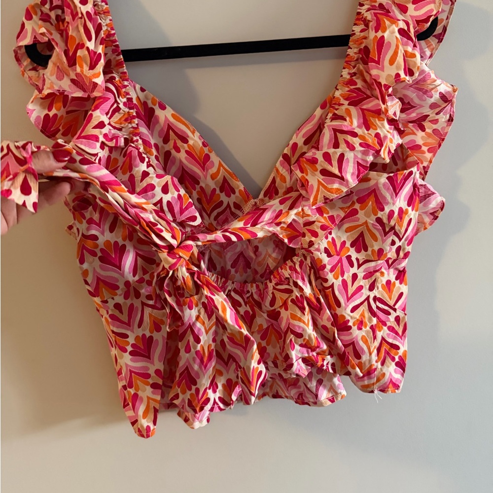 Easter / Spring Top Pink Lily Patterned Ruffle Ti… - image 4